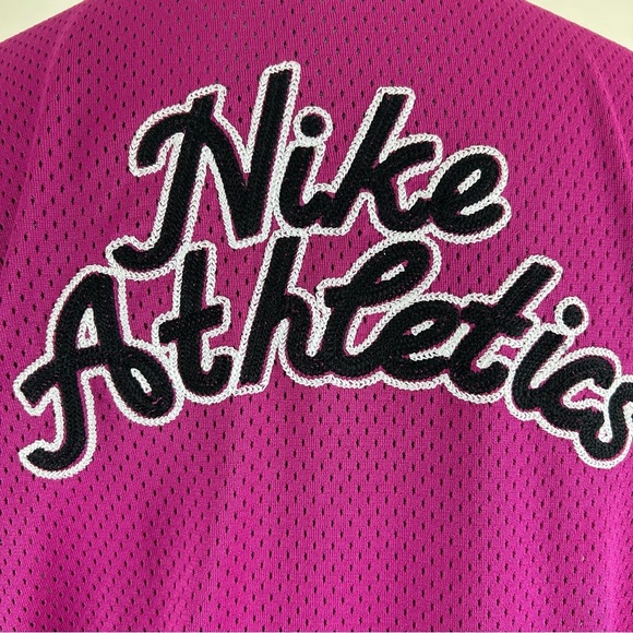 Nike Retro Mesh Chainstitch Embroidered Women's Purple and Black Jacket - Picture 6 of 9